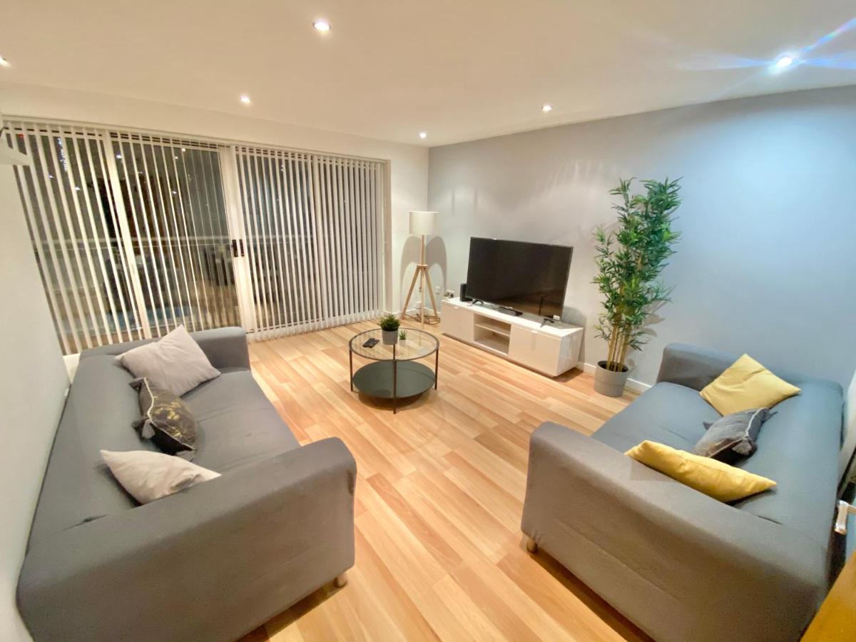 Large 5-Bed City Centre Townhouse With Secure Parking Manchester Exteriör bild