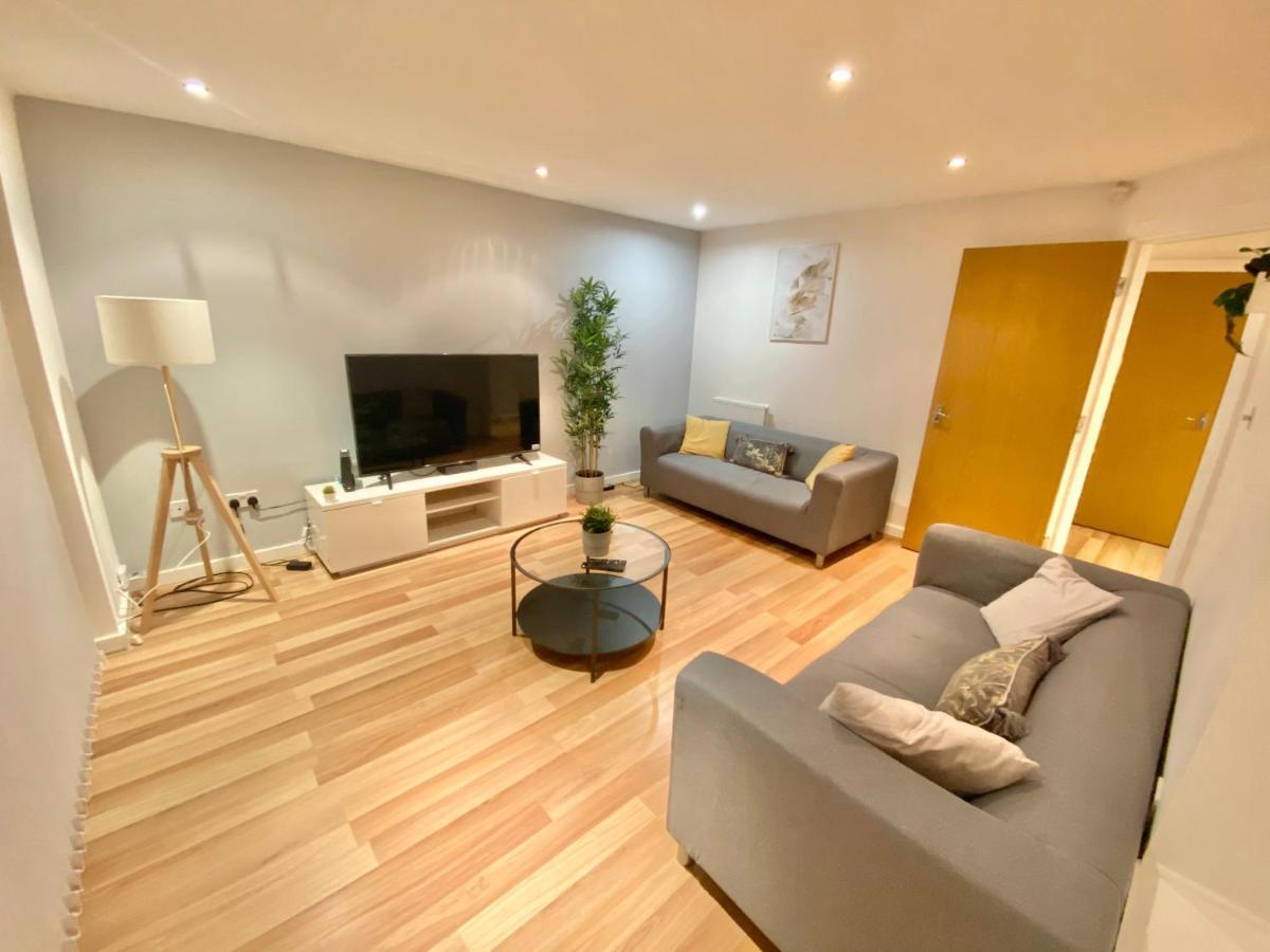 Large 5-Bed City Centre Townhouse With Secure Parking Manchester Exteriör bild