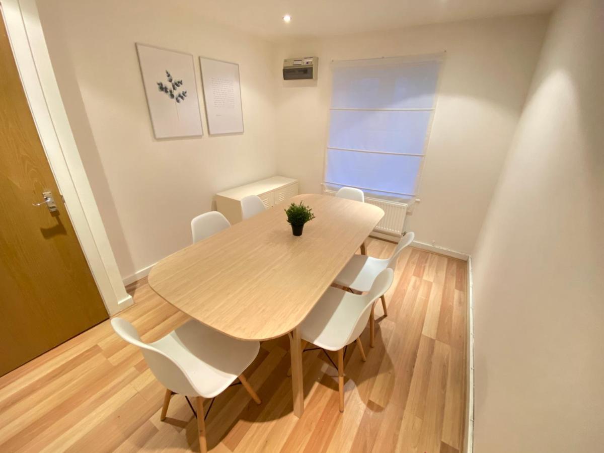 Large 5-Bed City Centre Townhouse With Secure Parking Manchester Exteriör bild