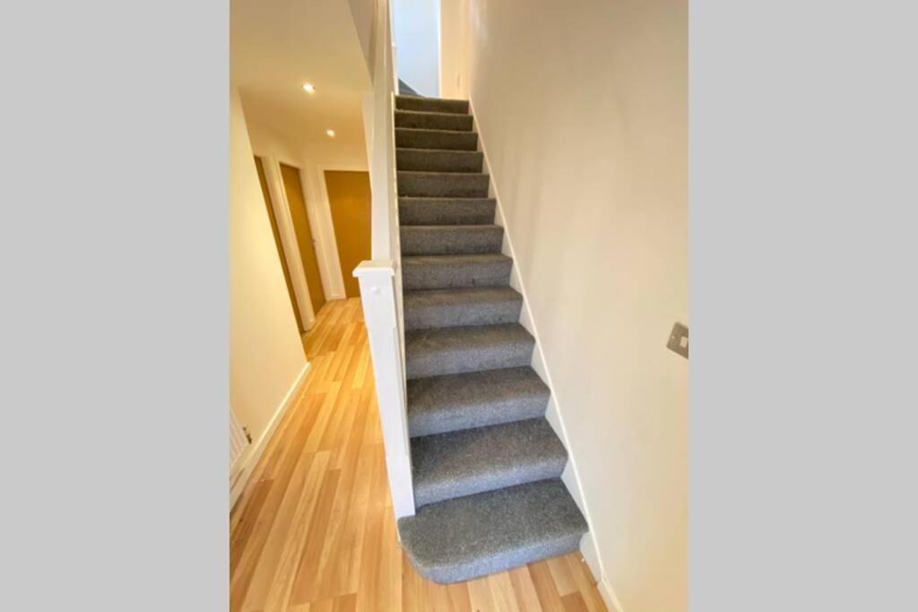 Large 5-Bed City Centre Townhouse With Secure Parking Manchester Exteriör bild